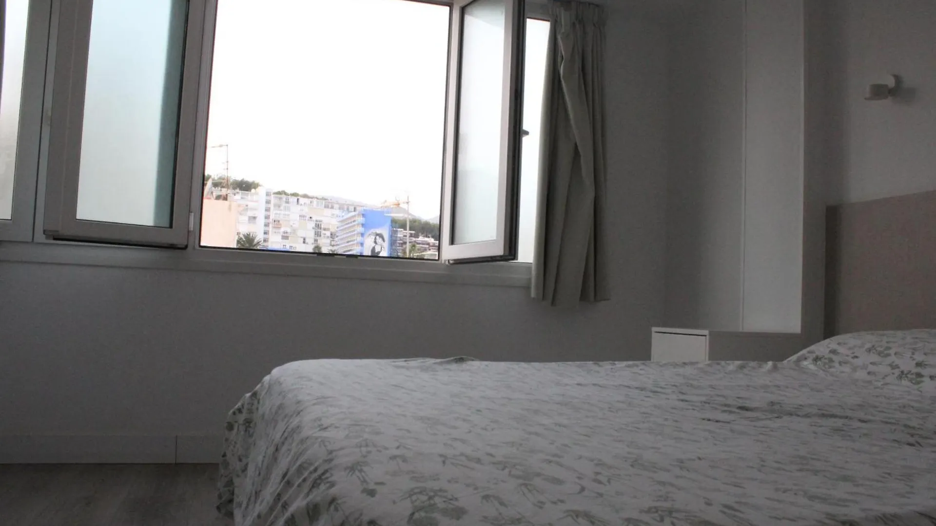 Apartment Carihuela Beach Apartamentos Torremolinos Spain
